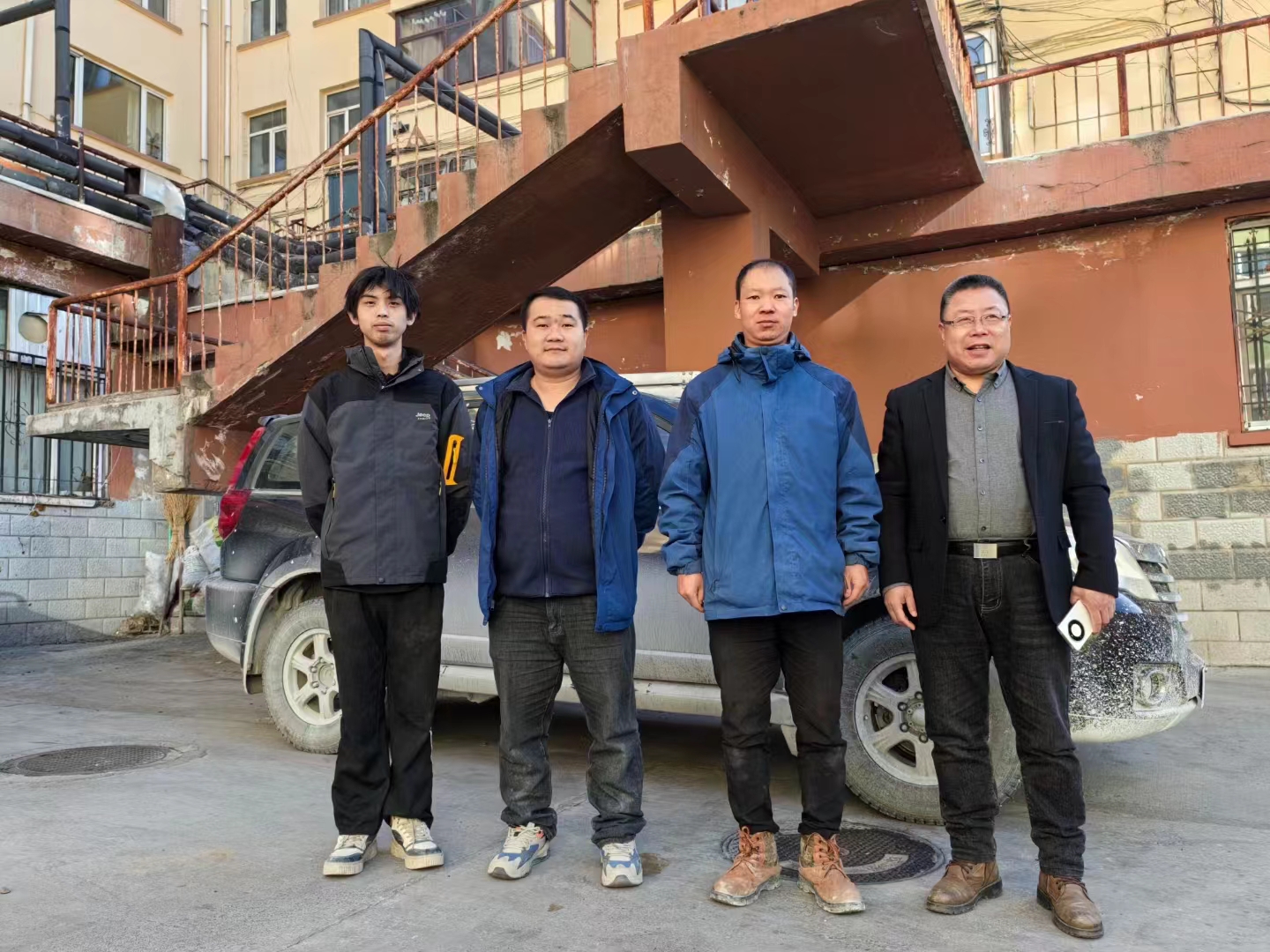 浙江國友工程董事長關(guān)懷員工，心系前線